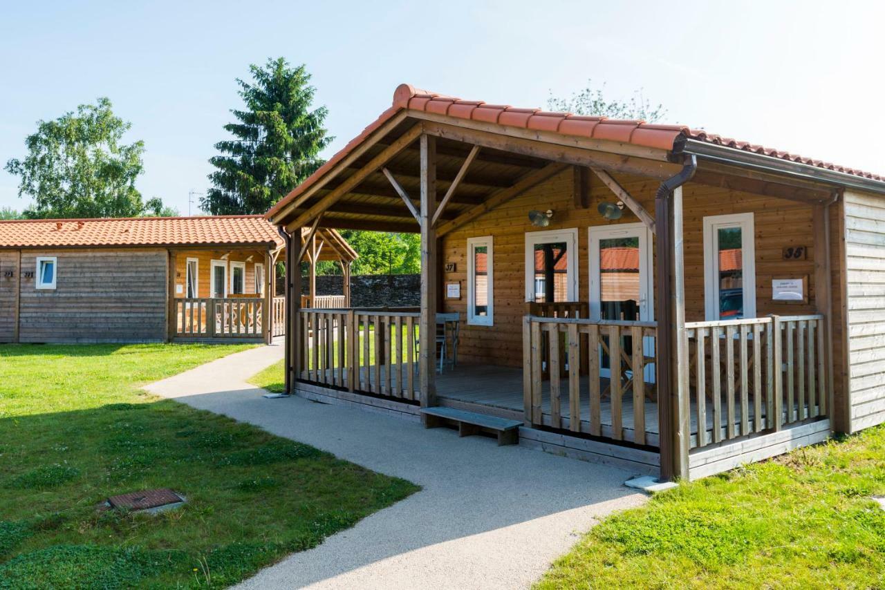 Camping Chateau De La Plinguetiere *